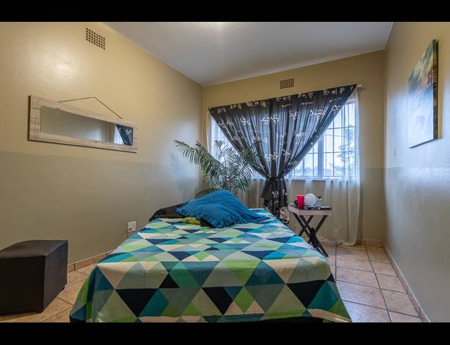 8 BEDROOM APARTMENT BLOCK FOR SALE IN ROSETTENVILLE